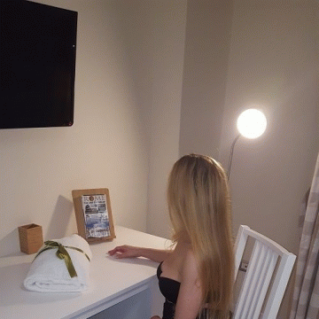 NOVITTA    A   ROMA   327 325 20 77  CHIAMAMI   TE   RAGIUNGO