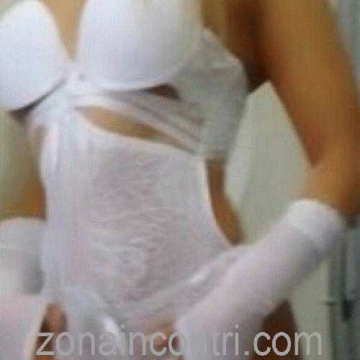 SPLENDIDA MASSAGGIATRICE SUPER-SEXY... X MASSAGGI SENSUALI E STIMOLANTI DI DIVERSA NATURA... X TUTTI I GUSTI